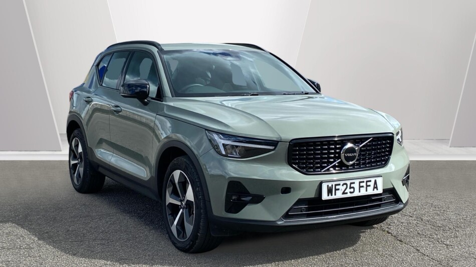 Volvo XC40 2.0 B3P Plus Dark 5dr Auto Petrol Estate